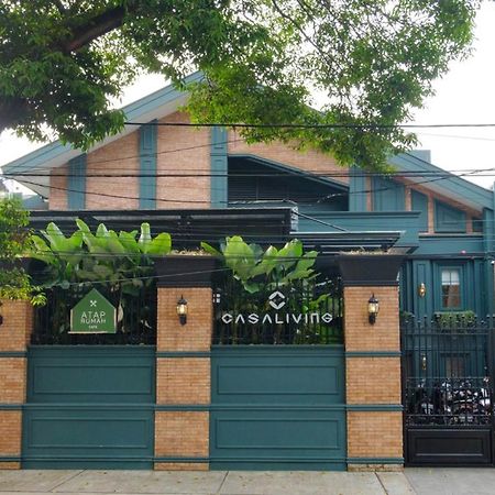 Casa Living Senopati Hotel Jakarta Exterior photo